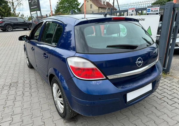 Opel Astra cena 9500 przebieg: 234000, rok produkcji 2005 z Józefów małe 46